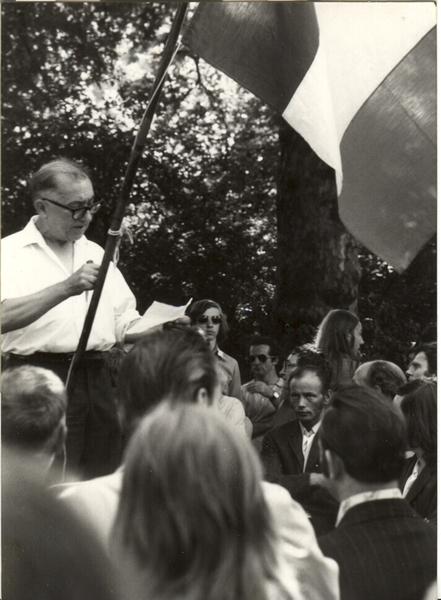 Greaves speaking in Hyde Park